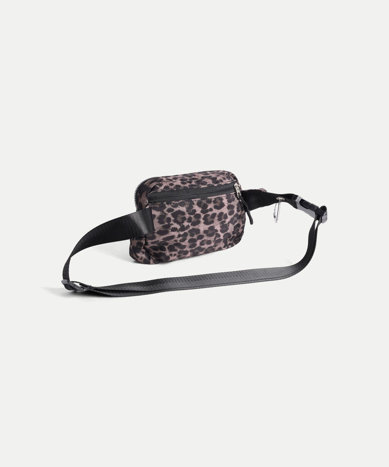 Canguro Deportivo Multiusos, Surtido